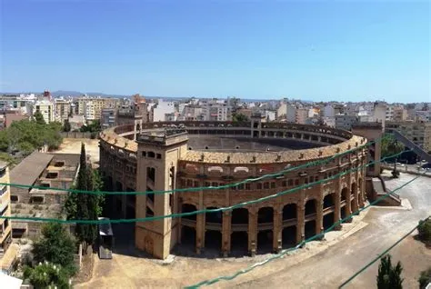 Plaza de Toros de Palma: Cung điện lịch sử với sức chứa lên đến 14.000 người!