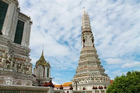  Tháp Wat Arun - Vẻ đẹp lộng lẫy của sứ và gốm!